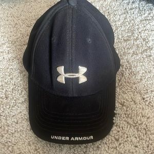 3/$15 Under armour fitted hat large baseball cap